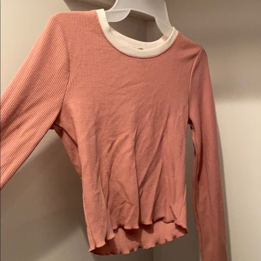 Pink semi crop lettuce top